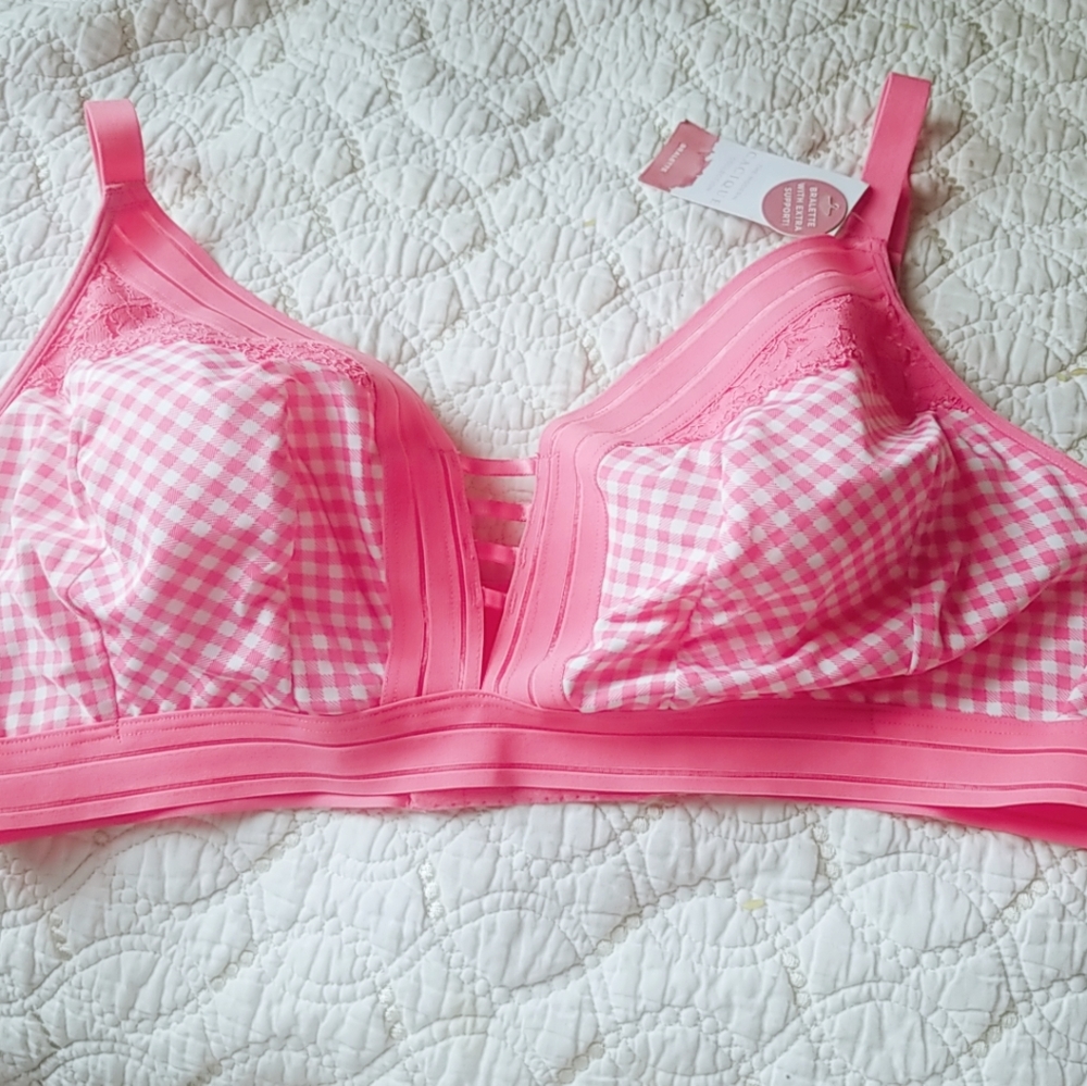 NWT  Cacique 14/16 Bra